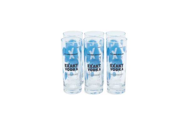 Mehrere Longdrinkgläser von Exakt Vodka.